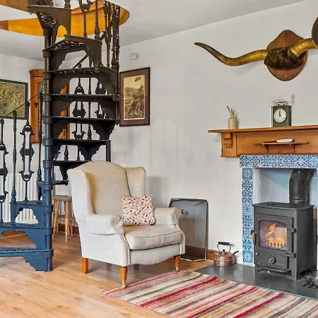 The Old Telephone Exchange - Pass The Keys *