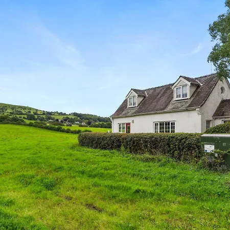 Prázdninový dům The Old Telephone Exchange - Pass The Keys *
